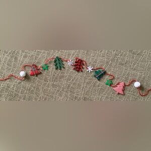 ALDI “MERRY MOMENTS" Holiday Garland,  Trees, Holly & Snowflakes. 6ft